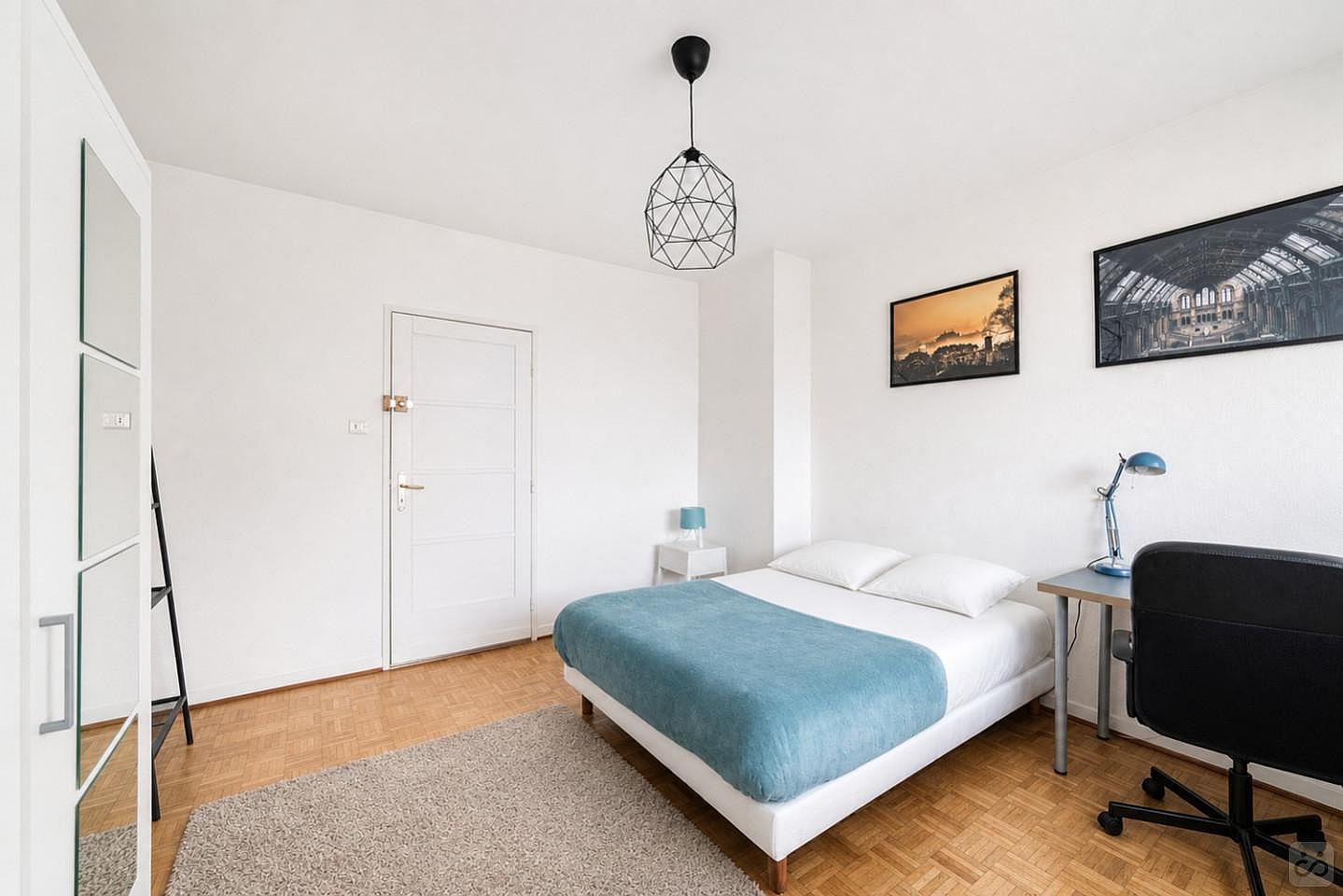 Large Bright Room - 16m² - ST53 - 4