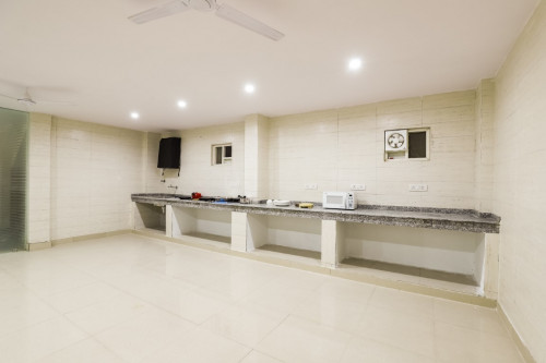 OYO LIFE NOD662 Sector 62 Rd  - Gallery -  5