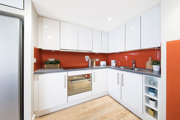 Premium Range 1 Ensuite - Londonist - Drapery Place - Gallery - 5