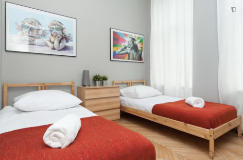 Pleasant 1-Bedroom Apartment in Central Dietla