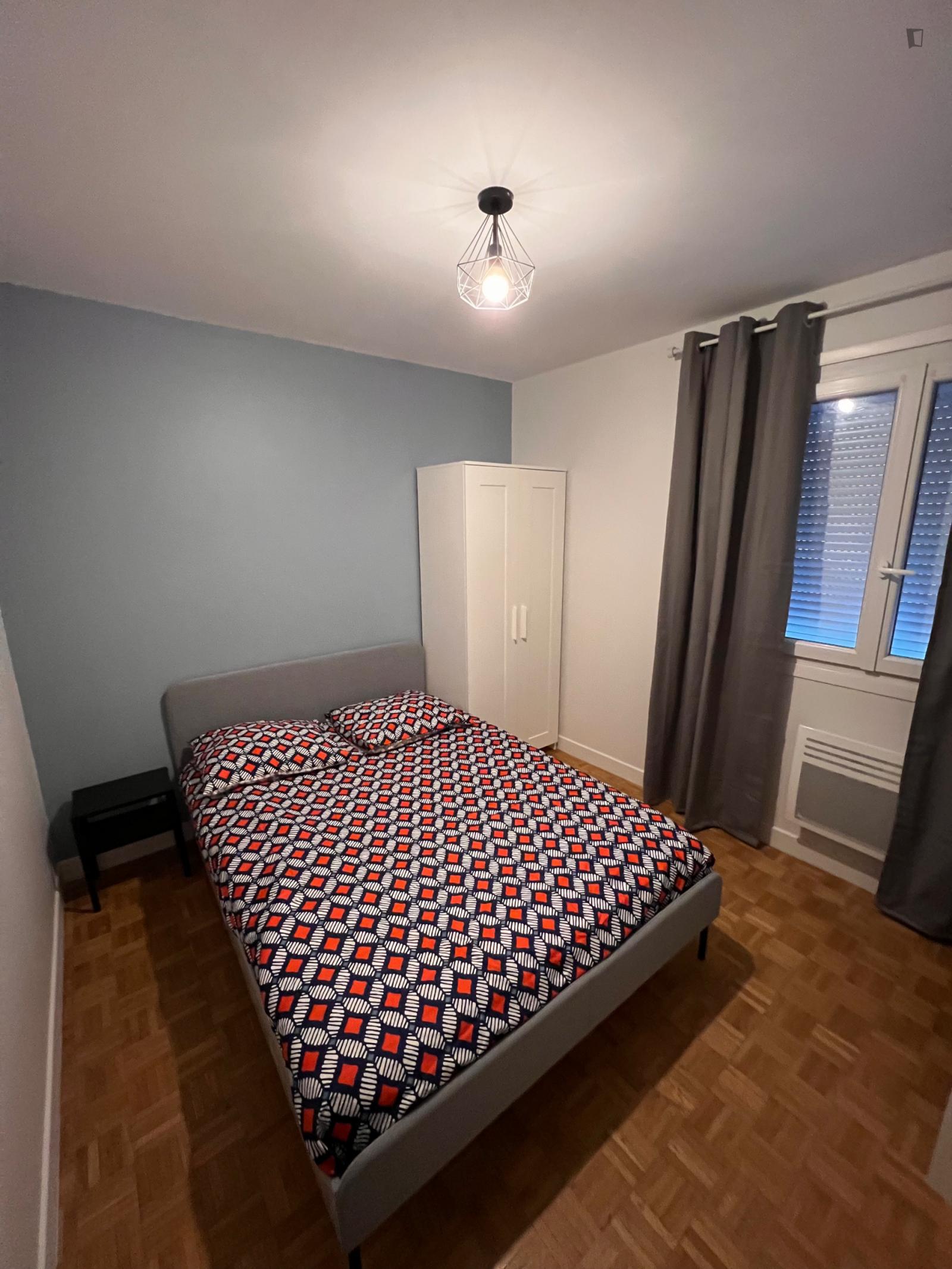 Double Bedroom, With Balcony, In 4-Bedroom Apartment - 1