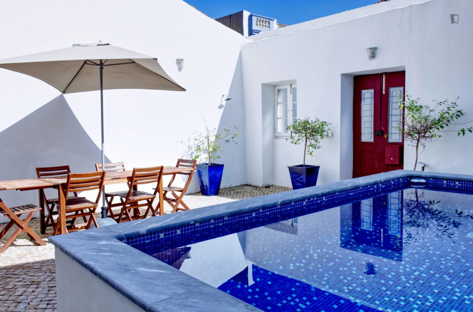  Modern House With Traditional Details  -  Modern house with traditional details  - Gallery -  1
