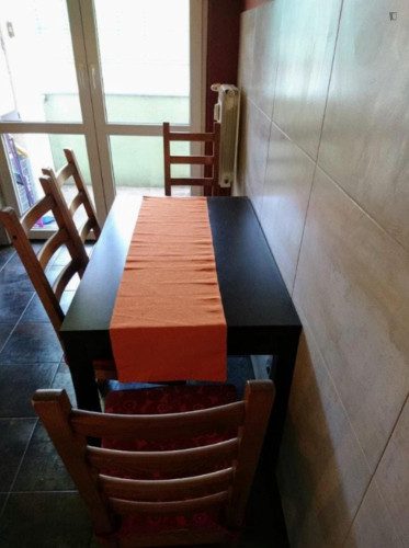 Cosy 3-bedroom apartment in the Wesoła Neibourhood