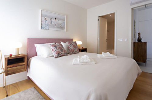 Fantastic 2-bedroom  with a swimming pool and a gym 