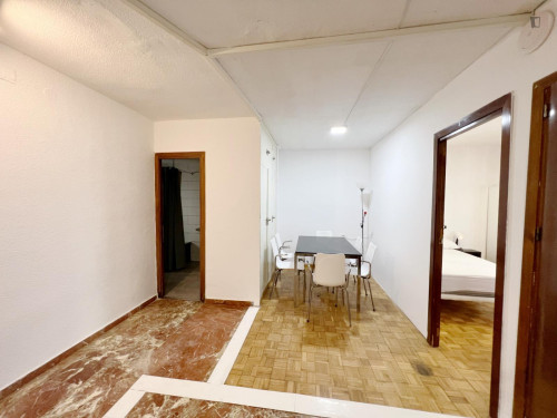 Double bedroom with a balcony, near the Granada centre - Gallery - 14