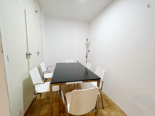 Double bedroom with a balcony, near the Granada centre - Gallery - 12