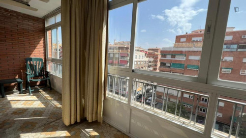 Breezy double bedroom in Camino de Ronda