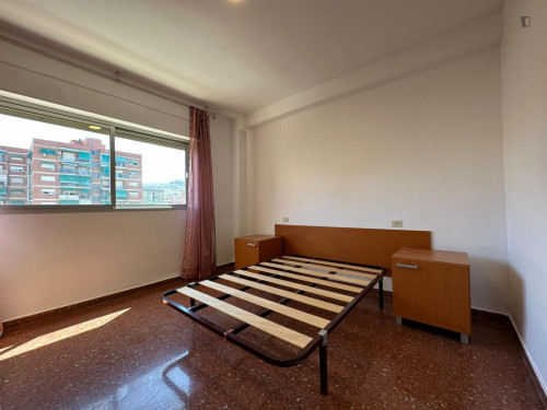 Bright double bedroom in a 4 bedroom apartment