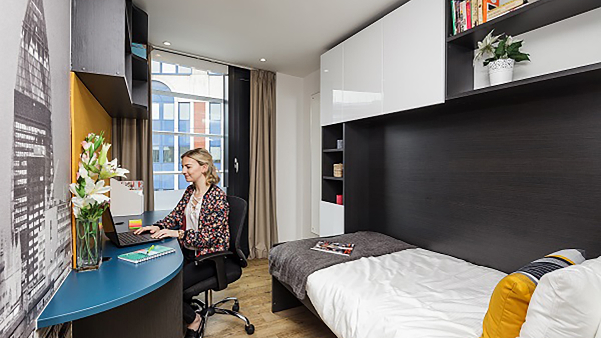  En-Suite Room  -  Urbanest Tower Bridge  - Gallery -  2