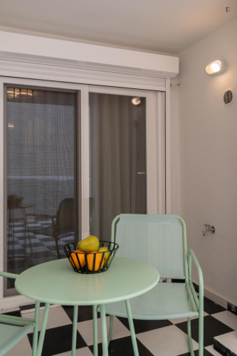 Color Bliss Pagrati 1 bedroom patio apartment in the heart of the city - Gallery - 17