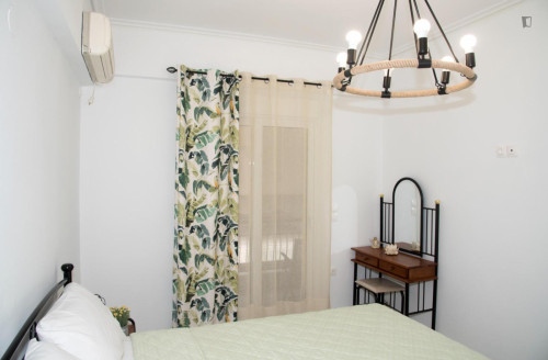 Comfortable 1-bedroom apartment with outdoor area close to Athens train station and Larissa metro station