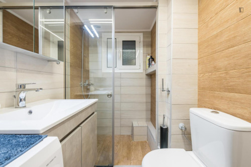 Cozy 1 Bedroom Apartment close to Metaxourgeio Metro