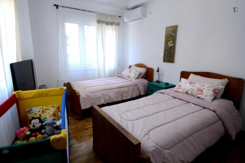 Welcoming 3 Bedroom Apartment close Metaxourgeio Metro - Gallery - 8