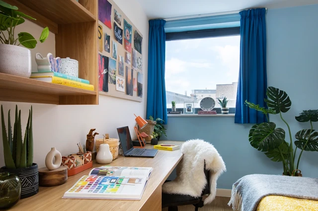Large Standard Double En-Suite - Thurso Street Unite - Gallery - 3