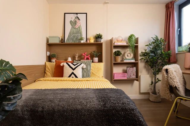 Double Wheelchair Accessible En-Suite - Thurso Street Unite - Gallery - 2