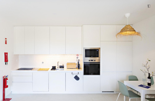 Stylish and friendly 2-bedroom flat  - Gallery - 3