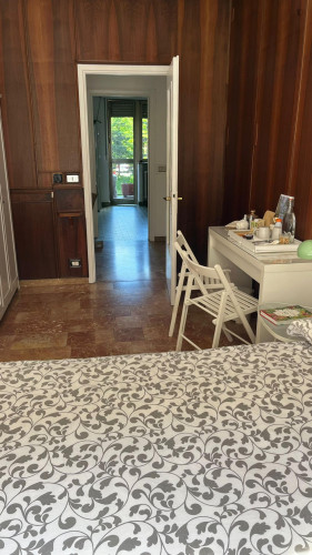 Single bedroom in a 4-bedroom apartment near Politecnico - Gallery - 5