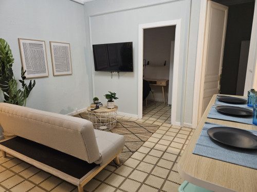 Comfortable apartment near Plaça del Rei  - Gallery -  5