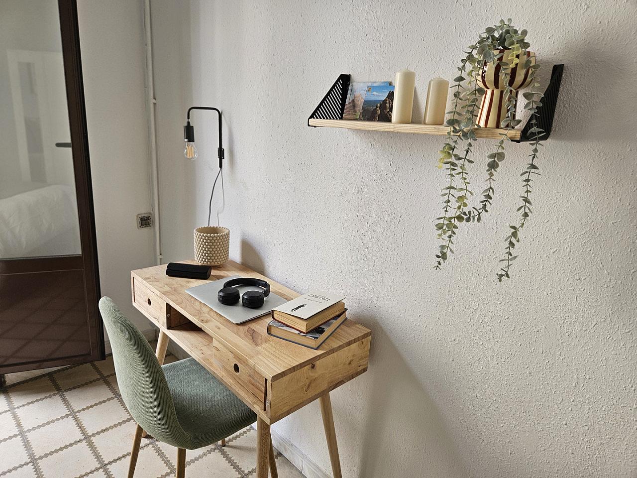 Room 1 - Comfortable apartment near Plaça del Rei - Gallery - 15