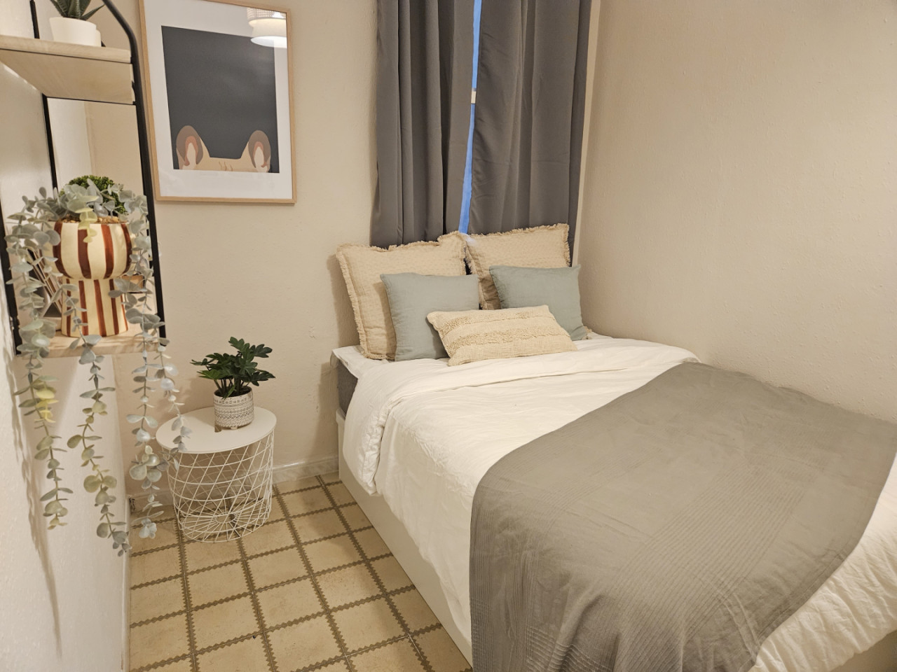 Room 2 - Comfortable apartment near Plaça del Rei - Gallery - 14