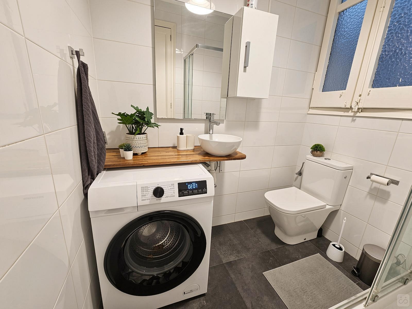  Room 3  -  Comfortable apartment near Plaça del Rei  - Gallery -  25