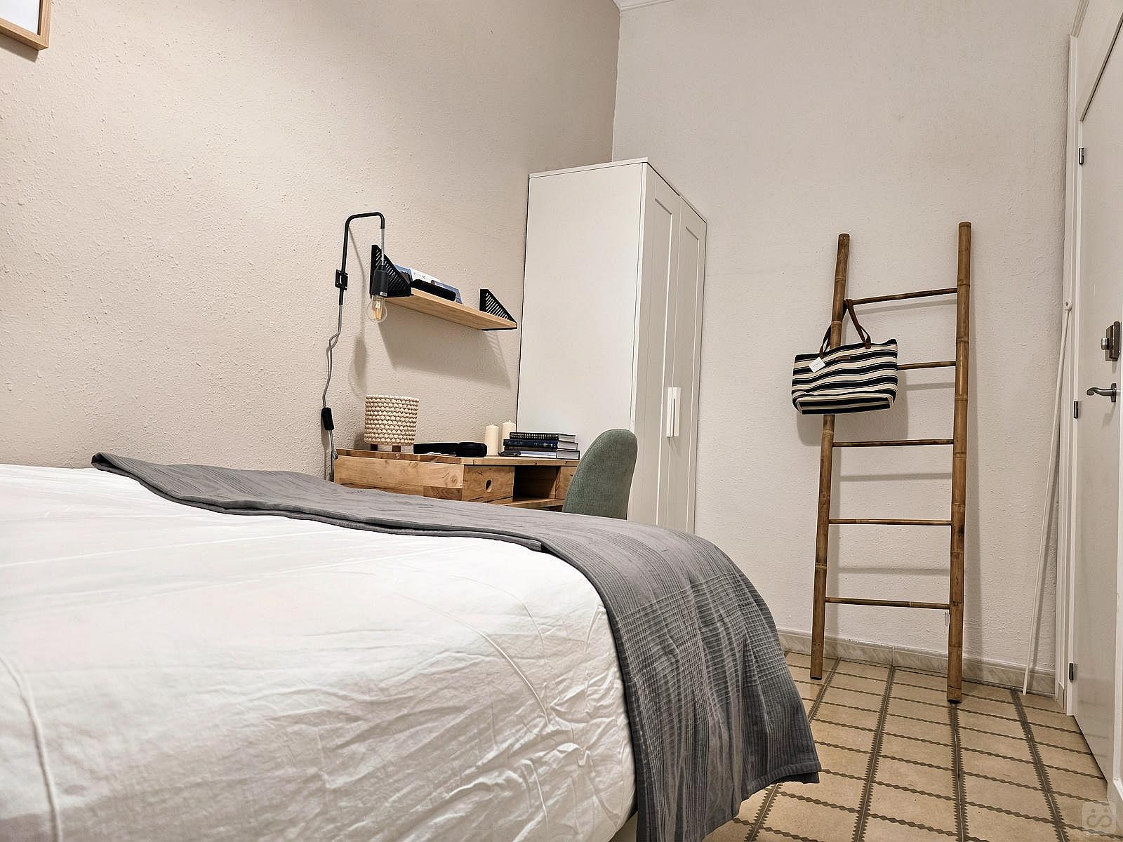 Room 4 - Comfortable apartment near Plaça del Rei - Gallery - 22