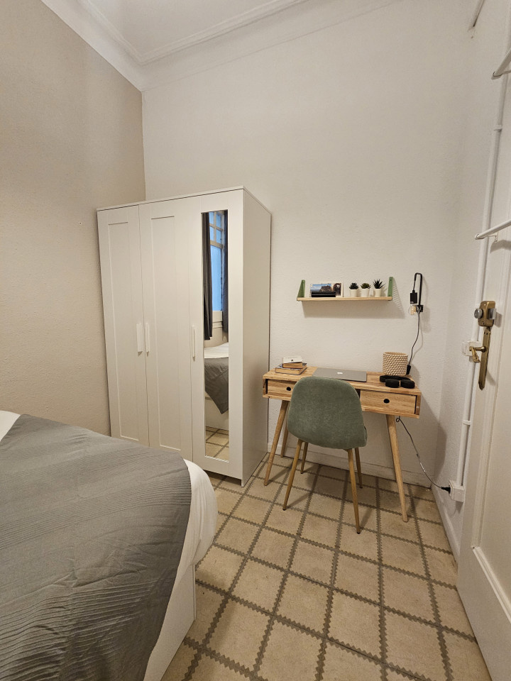 Room 5 - Comfortable apartment near Plaça del Rei - Gallery - 50