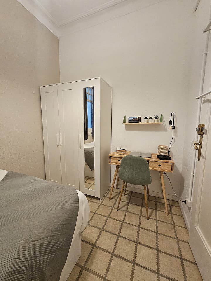 Room 5 - Comfortable apartment near Plaça del Rei - Gallery - 69
