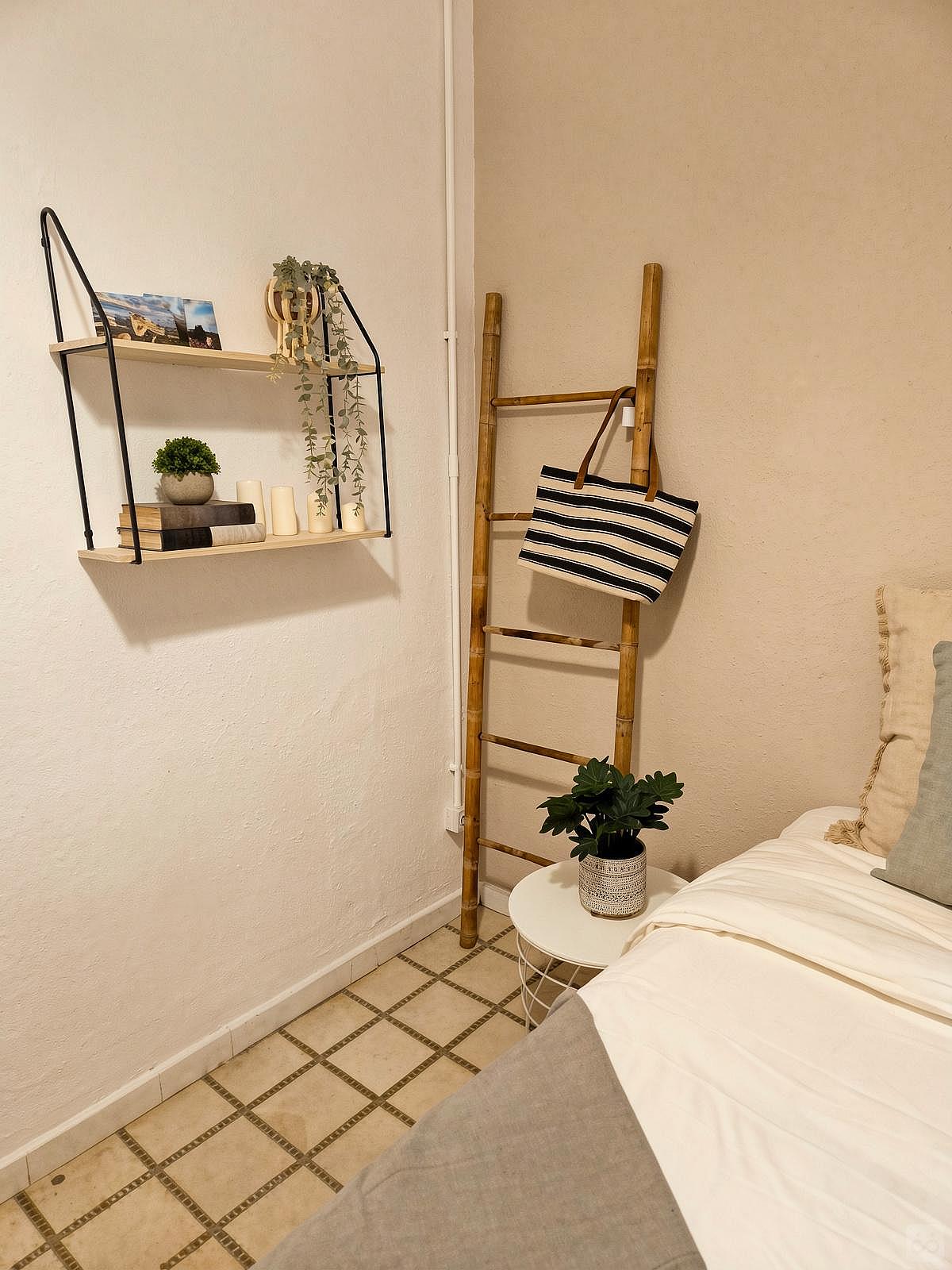 Room 5 - Comfortable apartment near Plaça del Rei - Gallery - 94