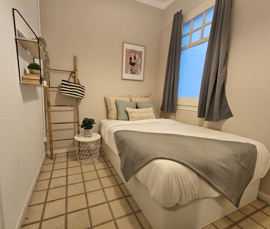 Room 5 - Comfortable apartment near Plaça del Rei - Gallery - 11