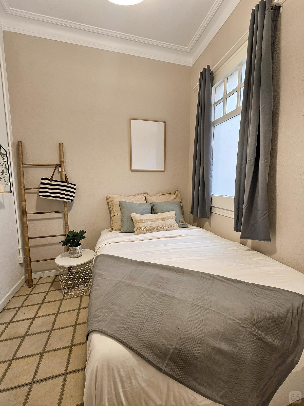  Room 5  -  Comfortable apartment near Plaça del Rei  - Gallery -  77
