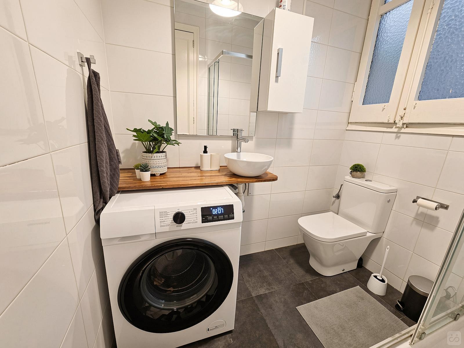 Room 5 - Comfortable apartment near Plaça del Rei - Gallery - 95