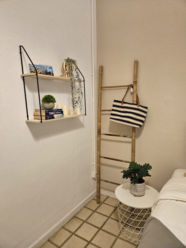 Room 5 - Comfortable apartment near Plaça del Rei - Gallery - 8