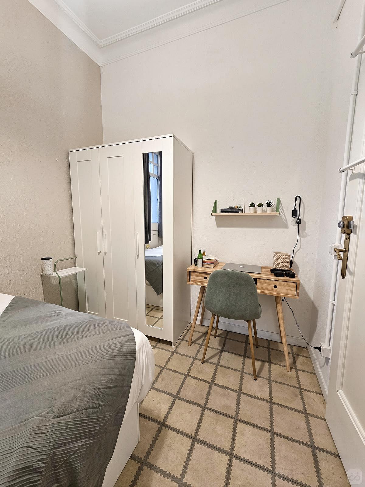 Room 5 - Comfortable apartment near Plaça del Rei - Gallery - 88