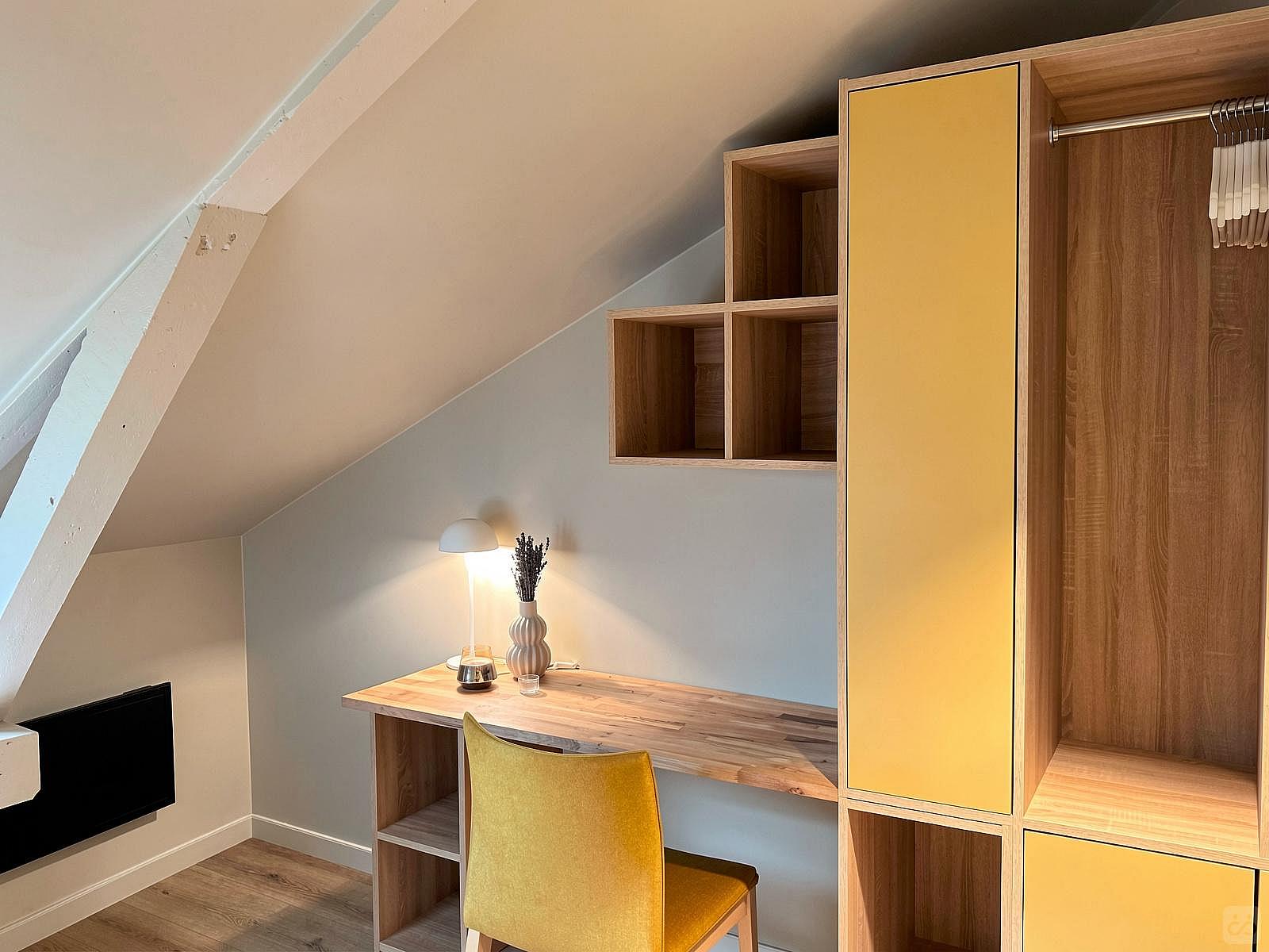 Room 1 - Standard - Private - 25