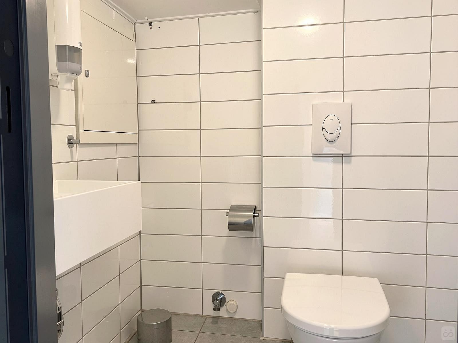 Room 2 - Standard - Private - 19