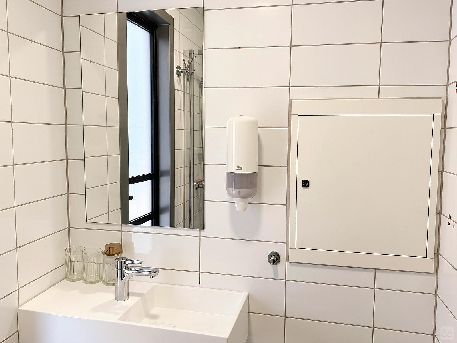 Room 2 - Standard - Private - 18