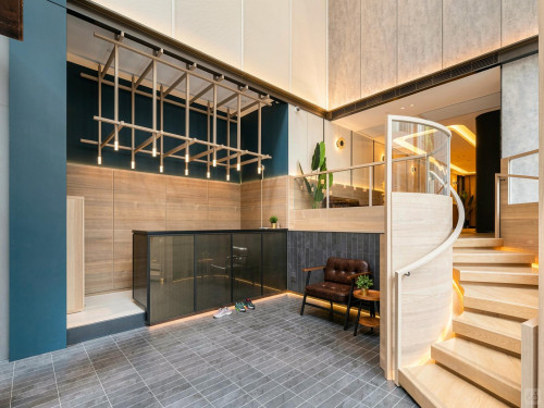Hollywood Hub - Gallery - 16