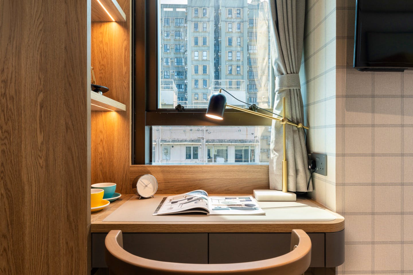 Deluxe Queen Room - 16