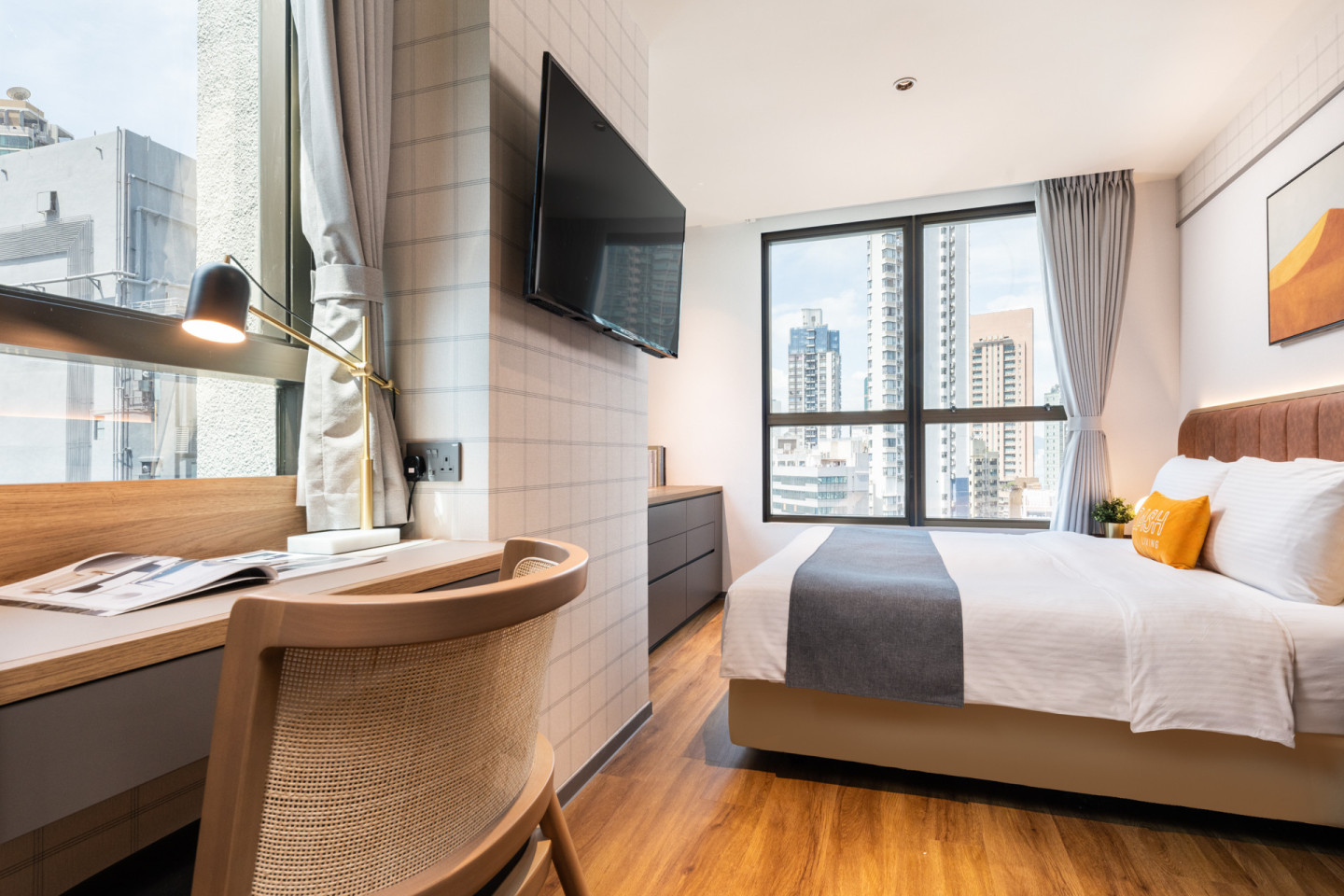 Deluxe Queen Room - 25