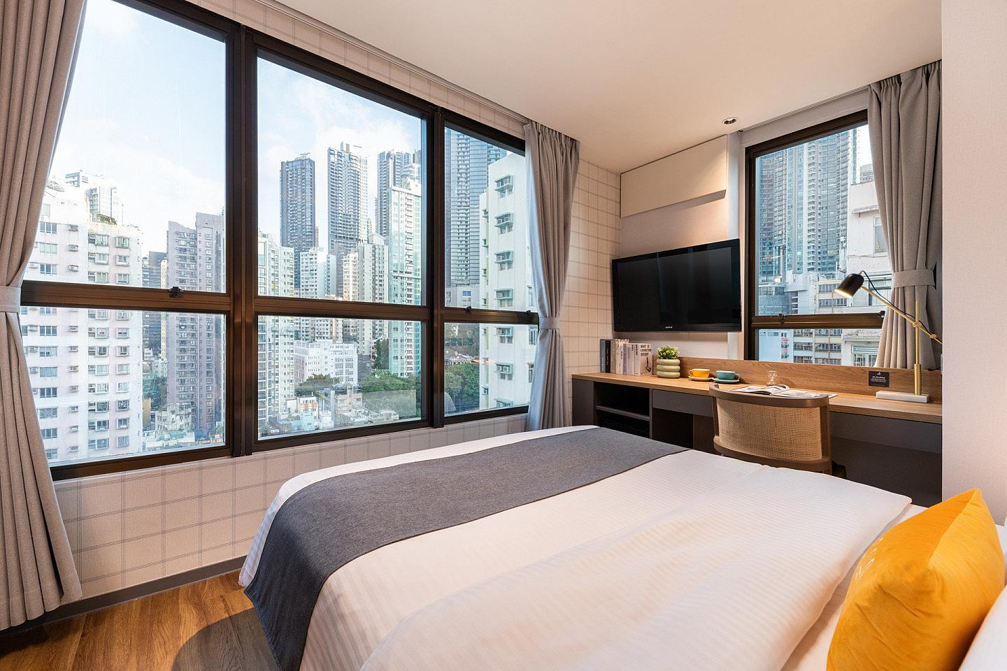 Deluxe Queen Room - 37