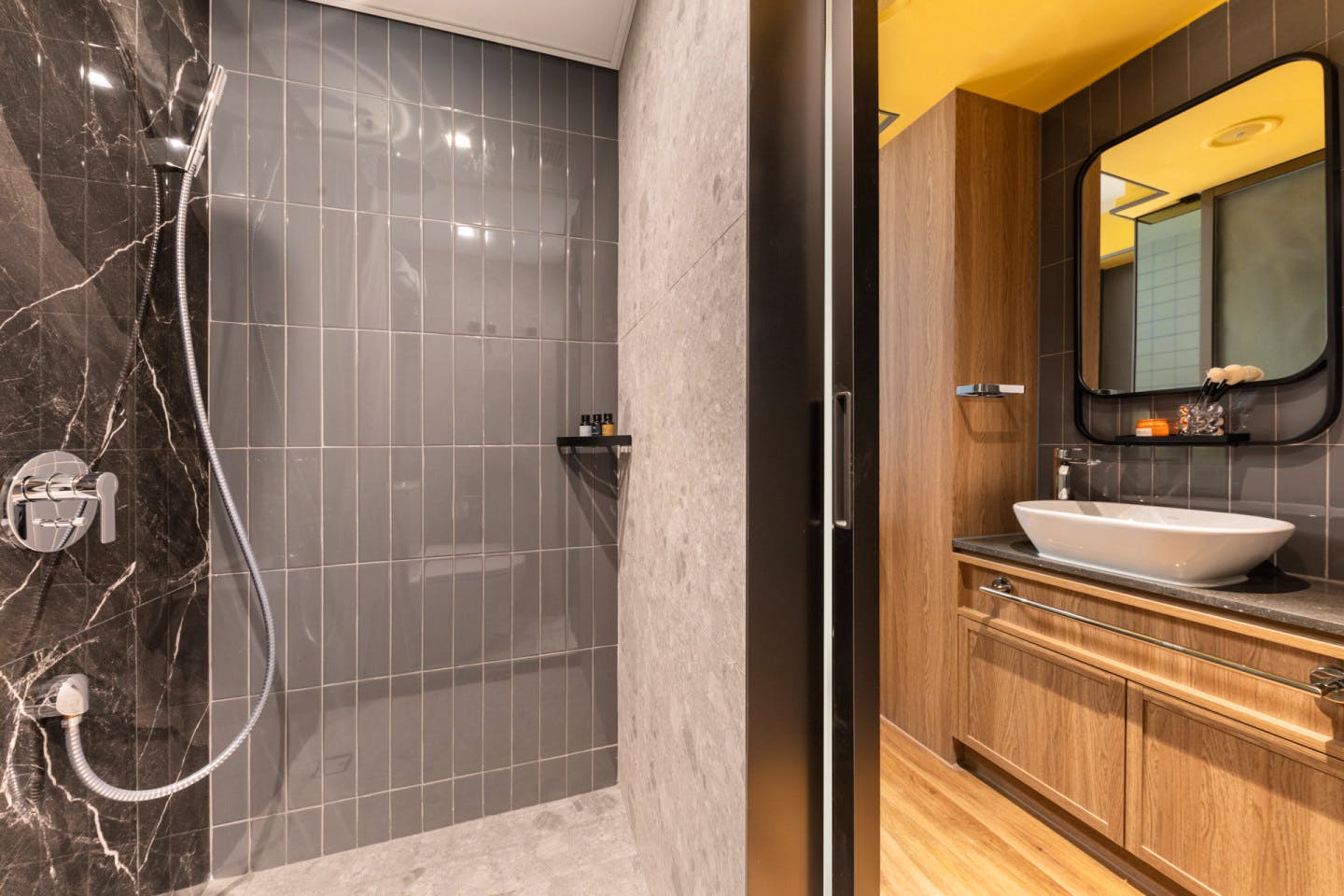 Premier Queen Room - 8