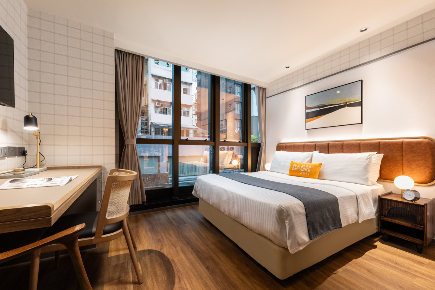 Executive Queen Room - 12
