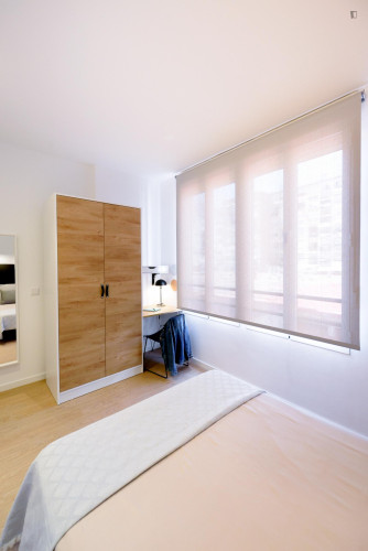 Appealing double ensuite bedroom near Palau de la Música de València