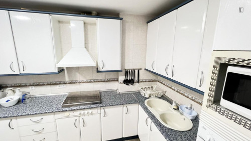 Very nice single bedroom near Parque Federico García Lorca