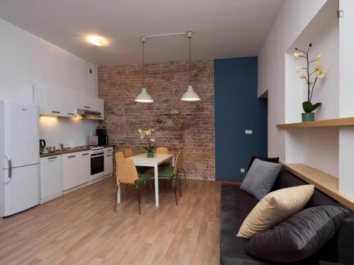 Stylish Bedroom in Central Cracow  - Gallery - 6