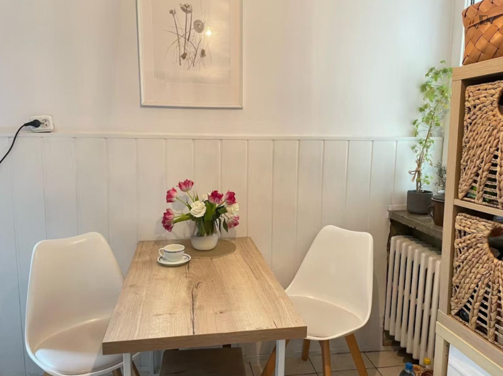 Sunny 2-Bedroom Apartment Near The Old Town - Sunny 2-Bedroom Apartment near the Old Town - Gallery - 1