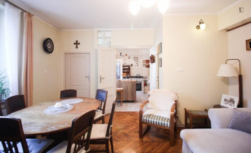 Spacious 3-Bedroom Apartment in Central Kazimierz