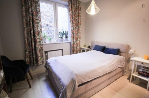 Spacious 3-Bedroom Apartment in Central Kazimierz