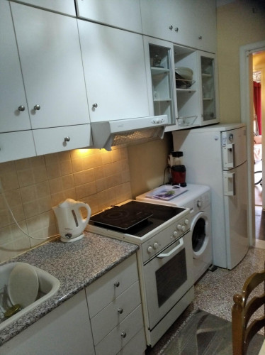 Lovely 2-bedroom apartment very close to Aristotle University of Thessaloniki - Gallery - 8